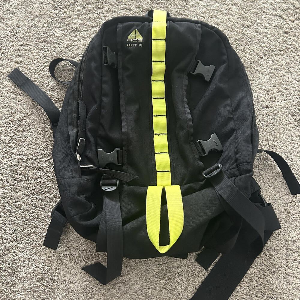 Nike ACG Vintage Karst 18 Backpack